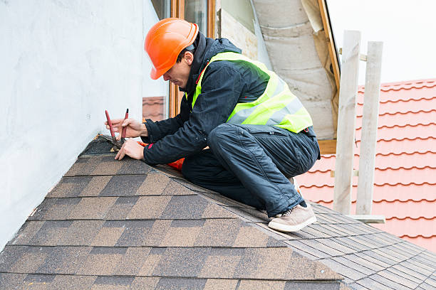 Best Residential Roofing Contractor  in Lindsay, CA